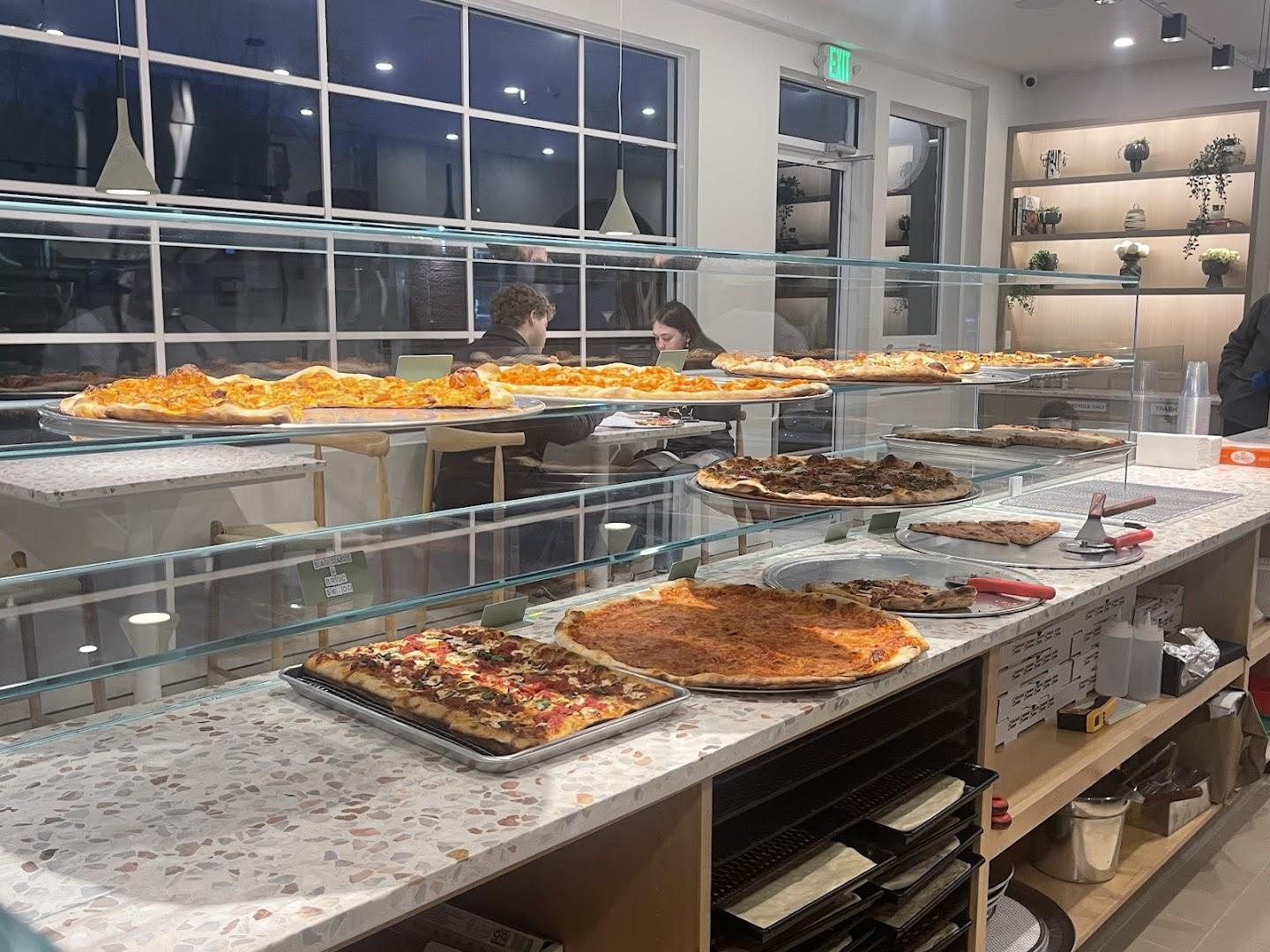 Strictly Pizza